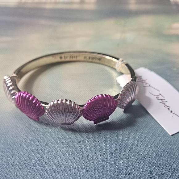 Betsey Johnson Jewelry - Betsey Johnson Pink and Silver Shell Bracelet NWT